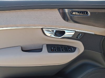 2027 Volvo XC90 Base