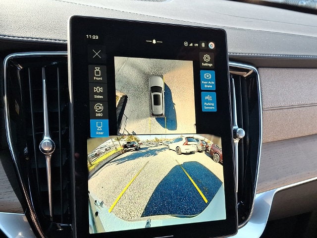 2027 Volvo XC90 Base