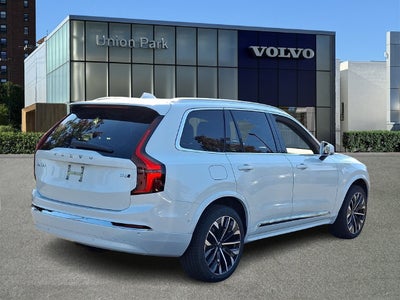 2027 Volvo XC90 Base
