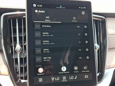 2026 Volvo XC90 B6 Core