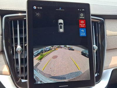 2026 Volvo XC90 B6 Core