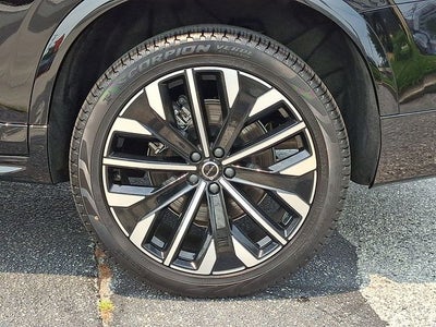 2026 Volvo XC90 B6 Core