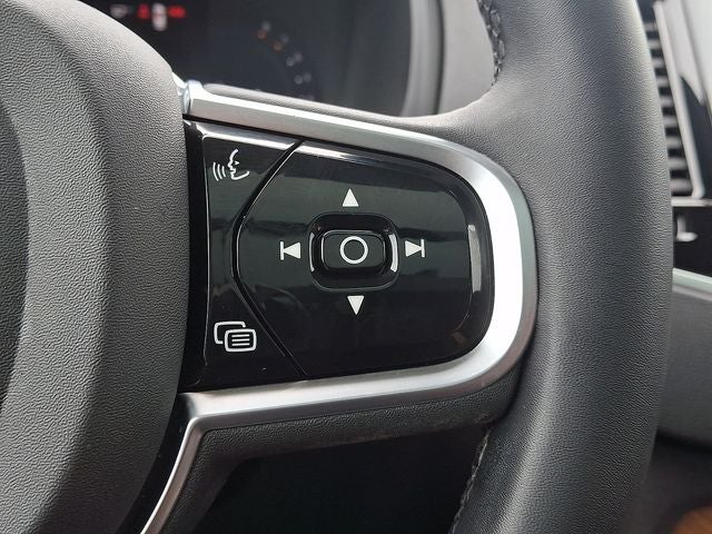 2023 Volvo XC90 B6 Plus 7-Seater