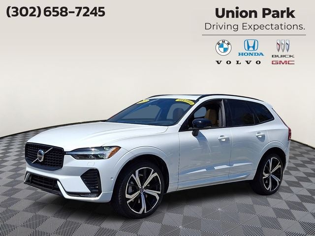 2023 Volvo XC60 B6 Ultimate Dark Theme