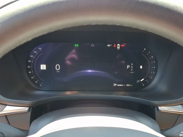 2023 Volvo XC60 B6 Ultimate Dark Theme