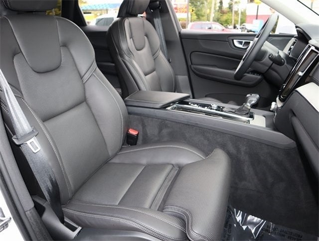 2021 Volvo XC60 T5 Inscription