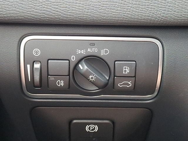 2017 Volvo XC60 T5 Inscription