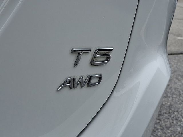 2017 Volvo XC60 T5 Inscription