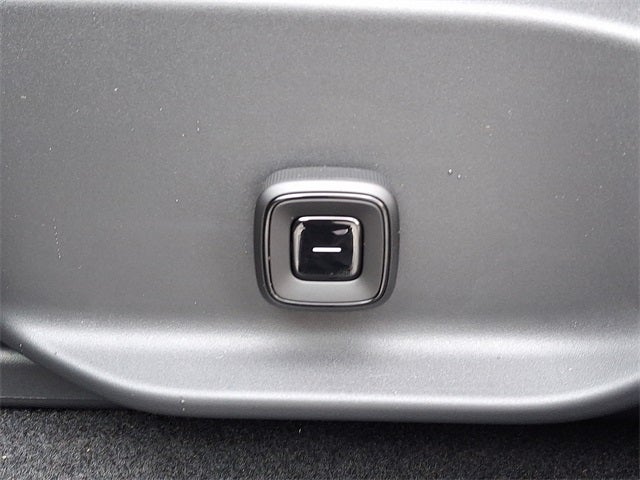 2026 Volvo EX30 Twin Motor Cross Country Ultra