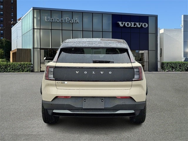 2026 Volvo EX30 Twin Motor Cross Country Ultra