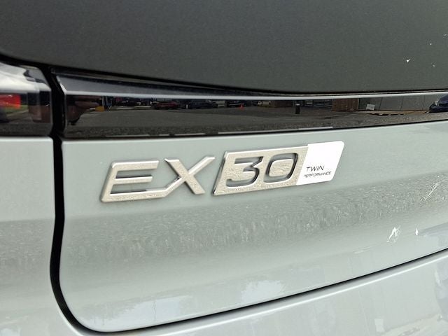 2026 Volvo EX30 Twin Motor Cross Country Ultra