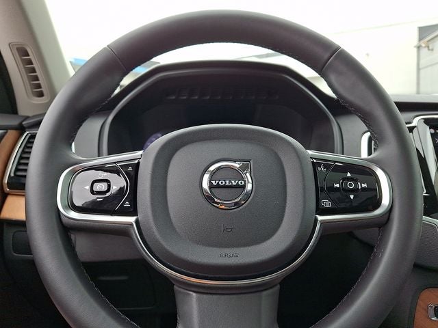 2024 Volvo XC90 Recharge Plug-In Hybrid T8 Plus Bright Theme 7 Passenger