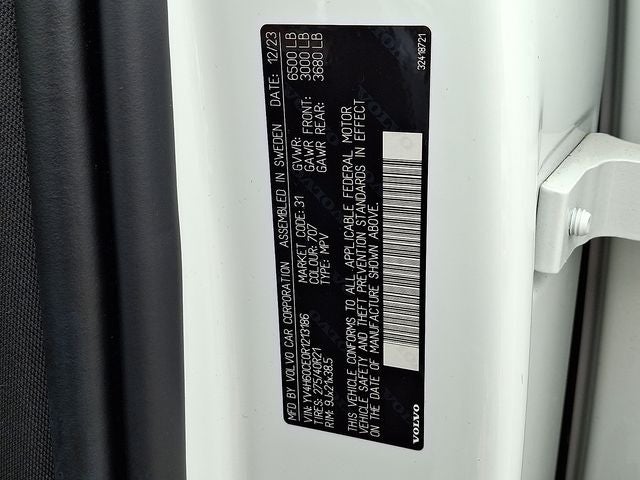 2024 Volvo XC90 Recharge Plug-In Hybrid T8 Plus Bright Theme 7 Passenger