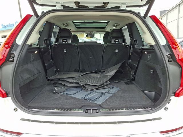 2024 Volvo XC90 Recharge Plug-In Hybrid T8 Plus Bright Theme 7 Passenger