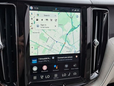 2024 Volvo XC60 Recharge Plug-In Hybrid T8 Plus Dark Theme