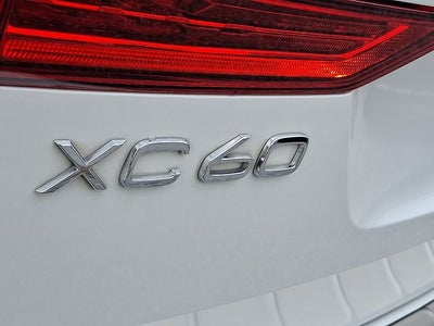 2024 Volvo XC60 Recharge Plug-In Hybrid T8 Plus Dark Theme