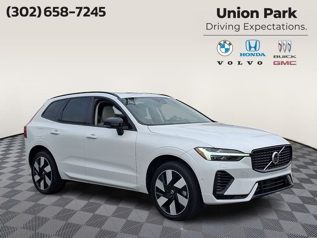 2024 Volvo XC60 Recharge Plug-In Hybrid T8 Plus Dark Theme