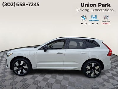 2024 Volvo XC60 Recharge Plug-In Hybrid T8 Plus Dark Theme
