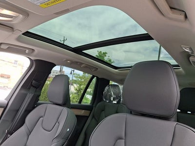2026 Volvo XC90 Plug-In Hybrid T8 Plus 6 Passenger