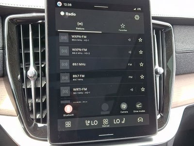 2026 Volvo XC90 Plug-In Hybrid T8 Plus 6 Passenger