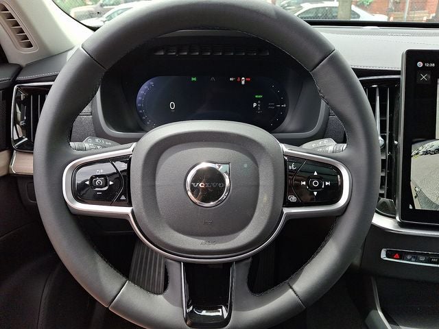 2026 Volvo XC90 Plug-In Hybrid T8 Plus 6 Passenger