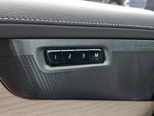 2026 Volvo XC90 Plug-In Hybrid T8 Plus 6 Passenger