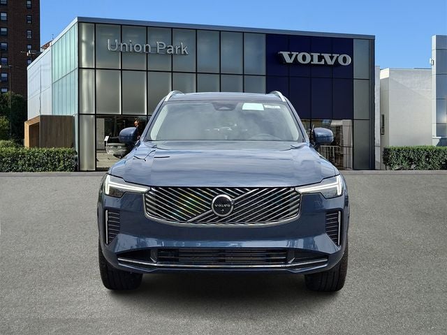 2026 Volvo XC90 Plug-In Hybrid T8 Plus 6 Passenger