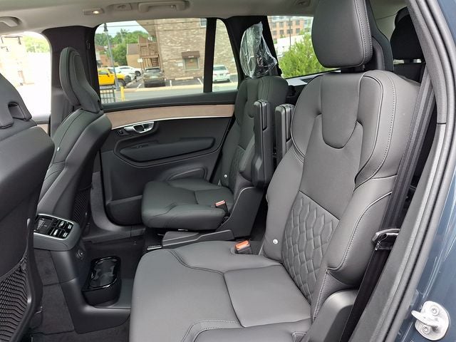2026 Volvo XC90 Plug-In Hybrid T8 Plus 6 Passenger