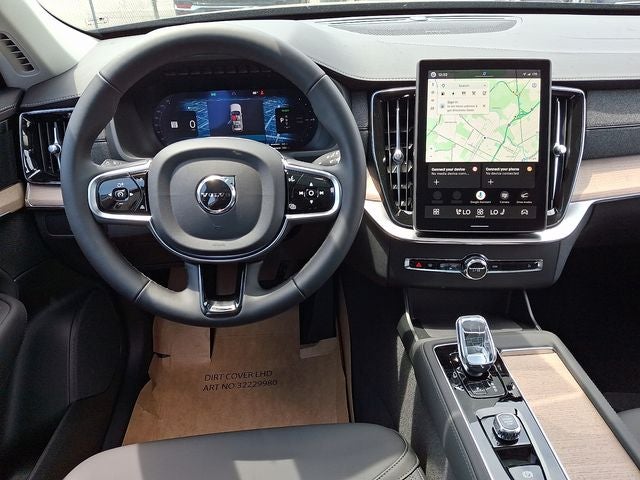2026 Volvo XC90 Plug-In Hybrid T8 Plus 6 Passenger