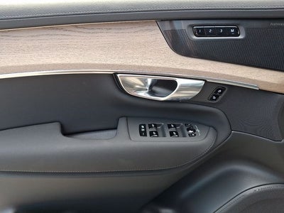 2026 Volvo XC90 Plug-In Hybrid T8 Plus 6 Passenger