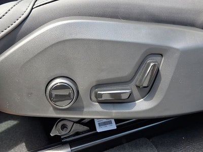 2026 Volvo XC90 Plug-In Hybrid T8 Plus 6 Passenger