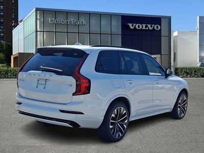 2026 Volvo XC90 Plug-In Hybrid T8 Ultra