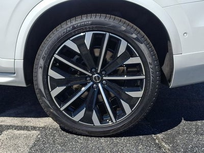 2026 Volvo XC90 Plug-In Hybrid T8 Ultra