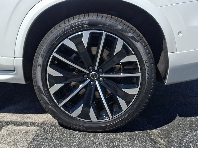 2026 Volvo XC90 Plug-In Hybrid T8 Ultra