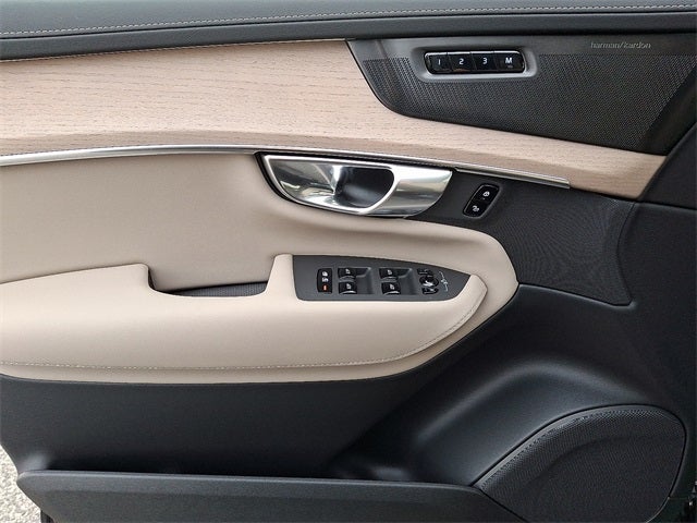 2026 Volvo XC90 Plug-In Hybrid T8 Ultra