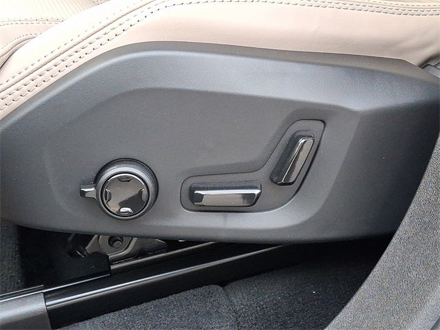 2026 Volvo XC90 Plug-In Hybrid T8 Ultra