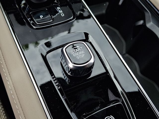 2026 Volvo XC90 Plug-In Hybrid T8 Ultra