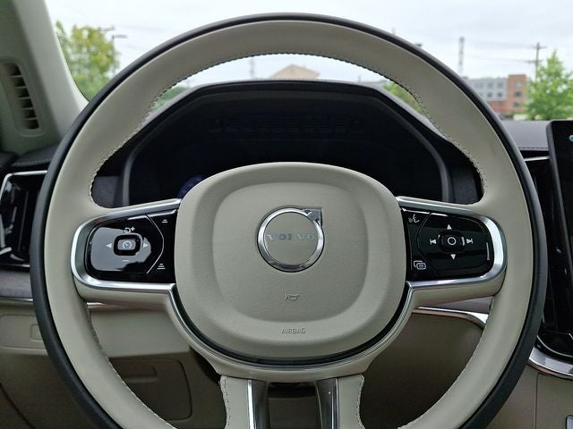 2026 Volvo XC90 Plug-In Hybrid T8 Ultra
