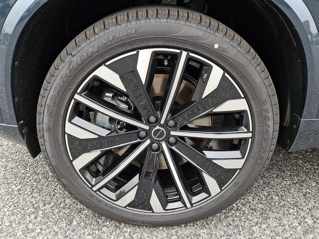 2026 Volvo XC90 Plug-In Hybrid T8 Ultra