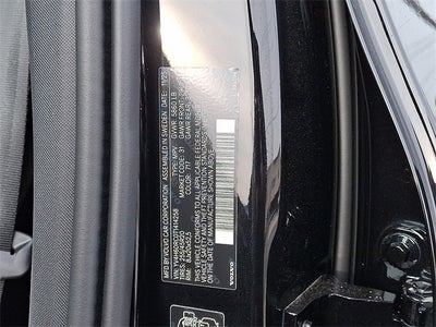 2026 Volvo XC60 Plug-In Hybrid T8 Plus