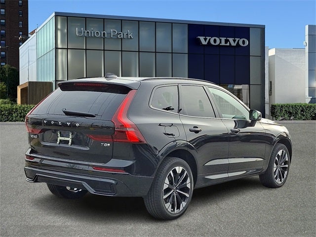 2026 Volvo XC60 Plug-In Hybrid T8 Plus