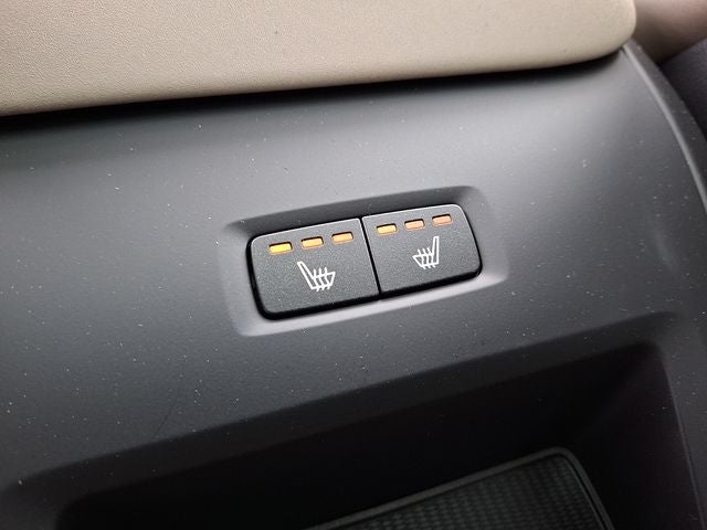 2026 Volvo XC60 Plug-In Hybrid T8 Plus