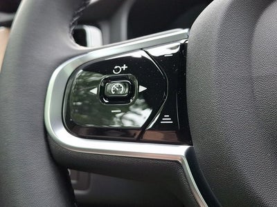 2026 Volvo XC60 Plug-In Hybrid T8 Plus