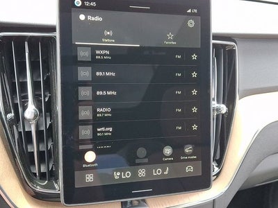 2026 Volvo XC60 Plug-In Hybrid T8 Plus