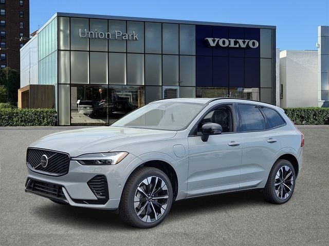 2026 Volvo XC60 Plug-In Hybrid T8 Plus