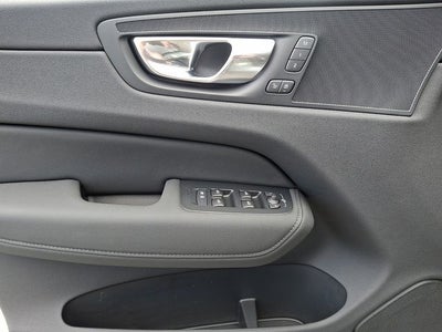 2026 Volvo XC60 Plug-In Hybrid T8 Plus