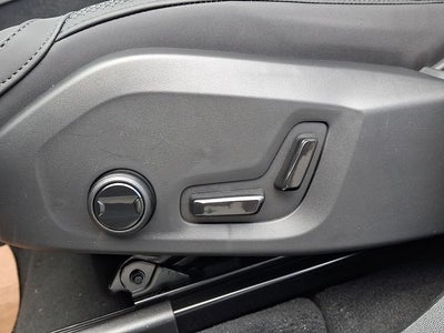 2026 Volvo XC60 Plug-In Hybrid T8 Plus