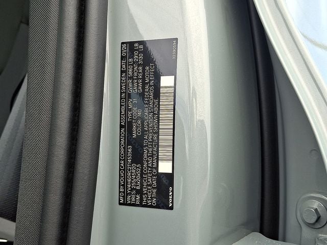 2026 Volvo XC60 Plug-In Hybrid T8 Plus