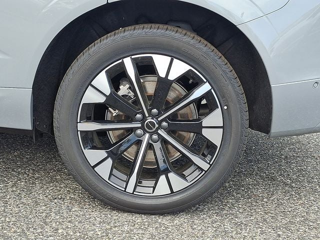 2026 Volvo XC60 Plug-In Hybrid T8 Plus