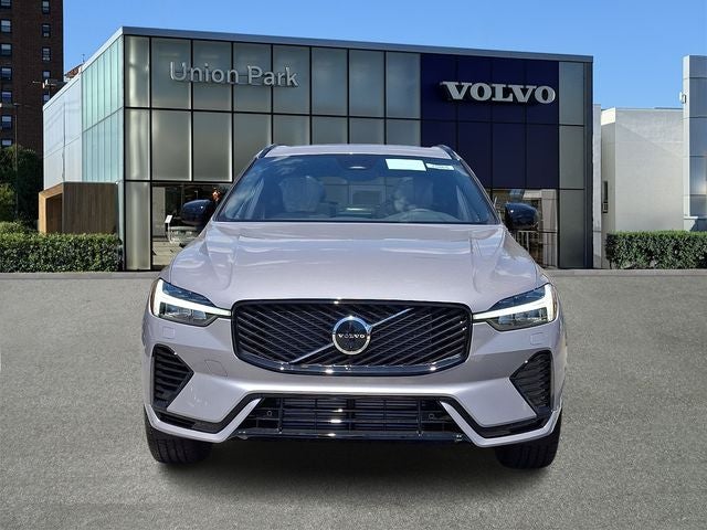 2026 Volvo XC60 Plug-In Hybrid T8 Plus